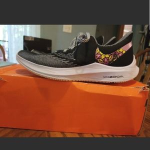Nike zoom Winflow 6 running shoes